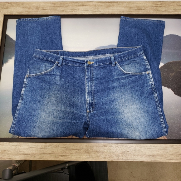 Wrangler Other - WRANGLER Men’s Relaxed Fit Blue Jeans SIze 42x30